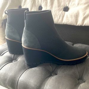 Eileen Fisher Knit Booties